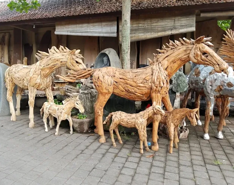 Kemenuh wood carving village in Ubud Bali