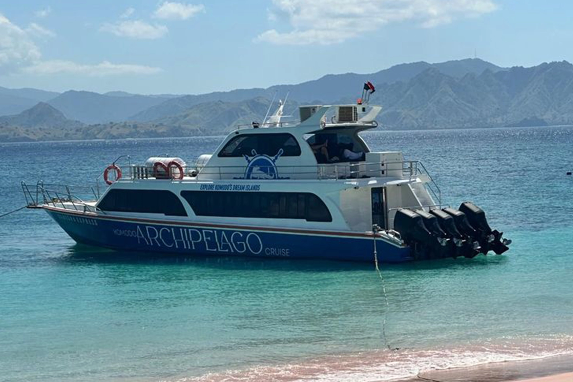 Speedboat Komodo Tours