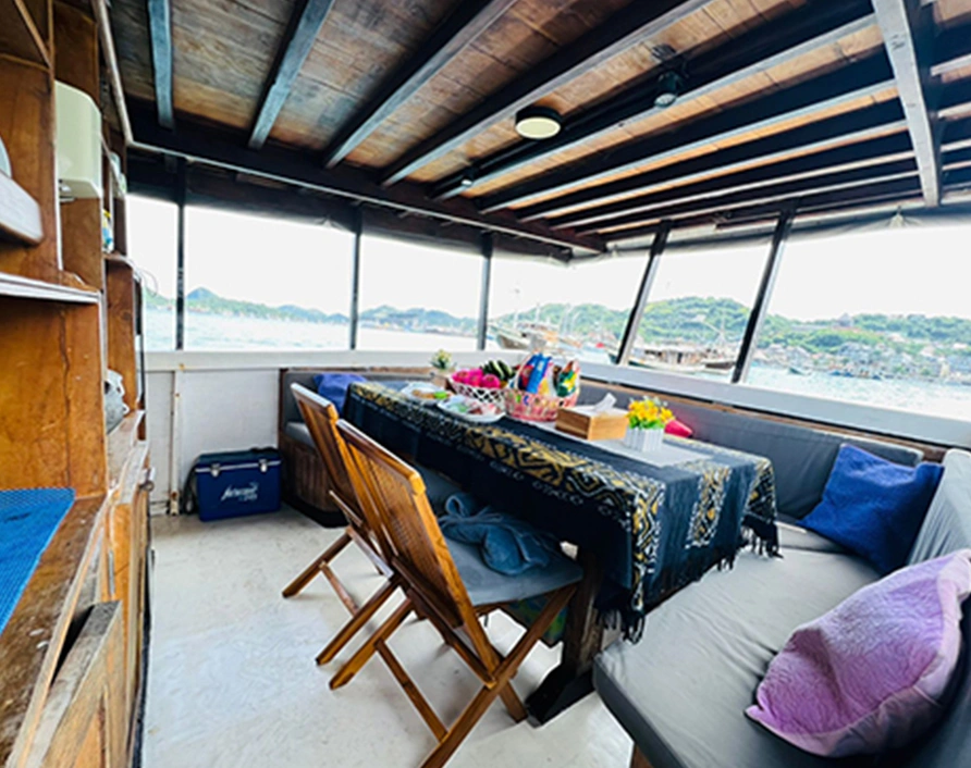 Komodo Tours with Superior Boat