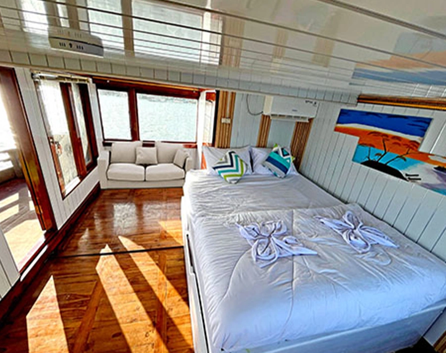 Komodo Tours with Superior Boat