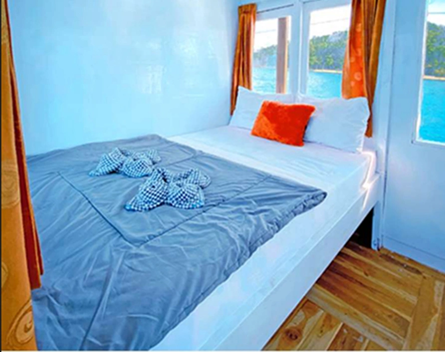 Superior Boat Komodo Tours